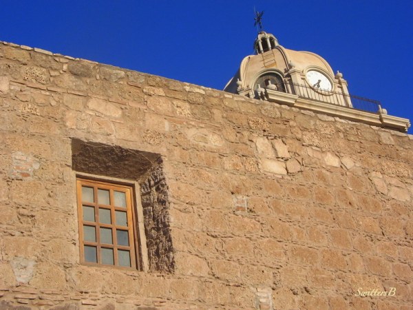 loreto-church-recessed window-wall-Mexico-SwittersB